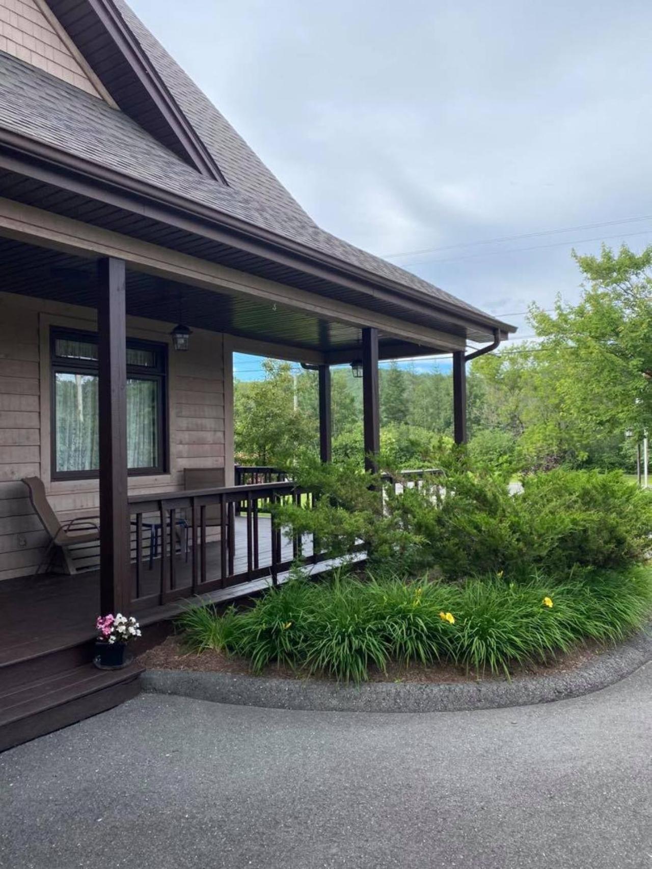 Auberge Micky Inc Edmundston Kültér fotó